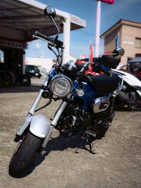 ダックス125（ホンダ）
チャーミングなフォルムのシンプルな構造の中に、日常の使いやすさと休日の楽しさが凝縮されています。軽い車体と取り回しの良さで、キャンプ場や旅先での移動にも大活躍します🤗

※ 写真のバイクは在庫切れの場合がございますので、購入を検討の方はお問い合わせ下さい。

#Dax125 #ダックス125 #オートパークSKY #宮崎