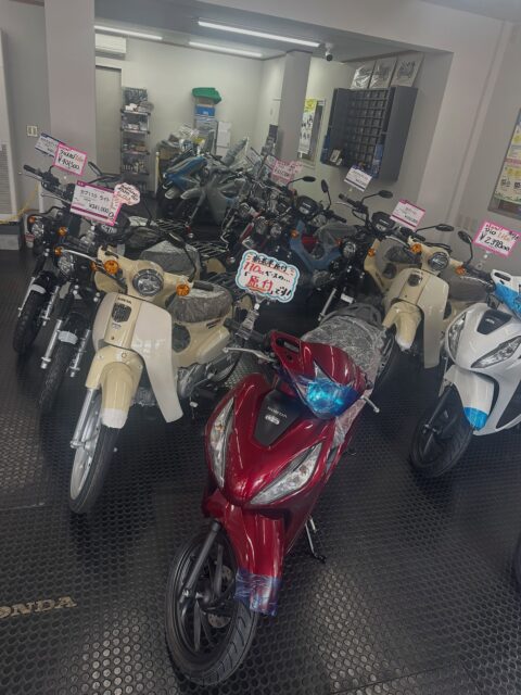 オートパークスカイです🤗

バイクの在庫はグーバイクのサイトからもご確認頂けます❗️
（詳細はプロフィール @apsky_moto のリンクから！）

その他、知りたいバイク情報があれば気軽にお問い合わせ下さい😁

#宮崎 #バイク #バイク屋 #オートパークスカイ